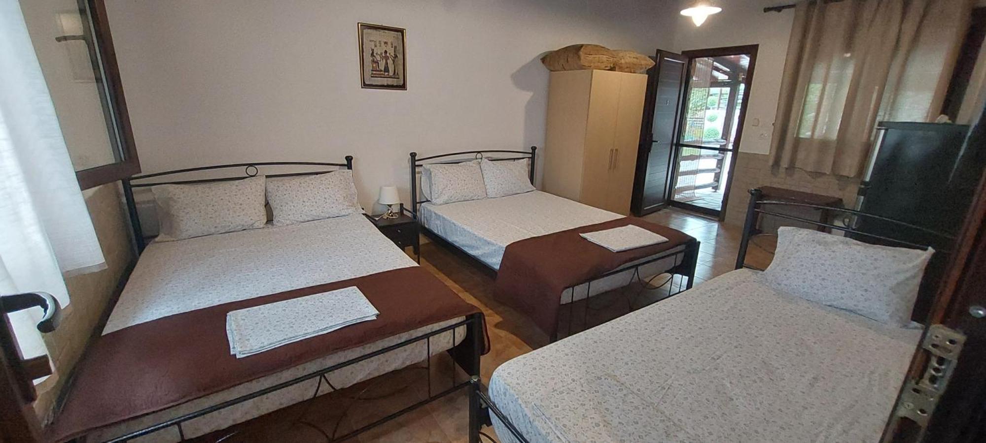 Dimitris' Villas - Villa 3 ออร์โมส ปานากีอาส ภายนอก รูปภาพ