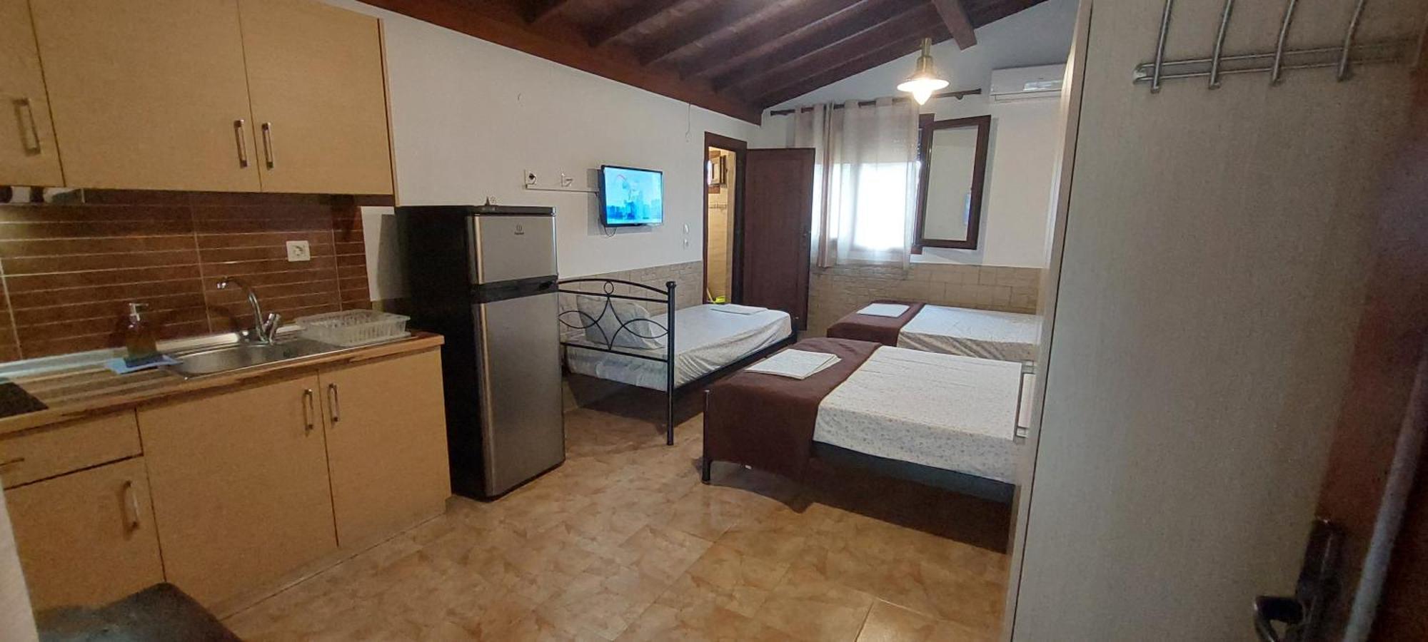 Dimitris' Villas - Villa 3 ออร์โมส ปานากีอาส ภายนอก รูปภาพ