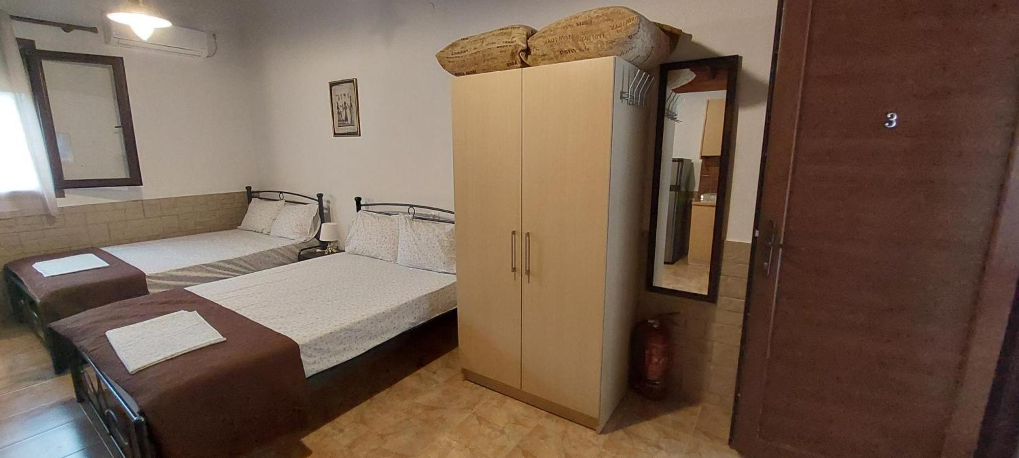Dimitris' Villas - Villa 3 ออร์โมส ปานากีอาส ภายนอก รูปภาพ